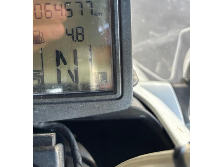 BMW R1200R / ABS / A RESTAURER