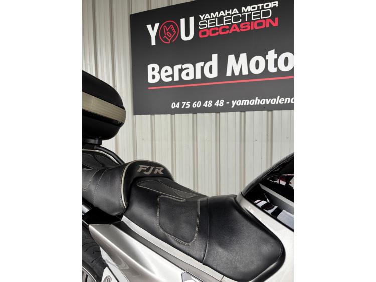 YAMAHA 1300 FJR 