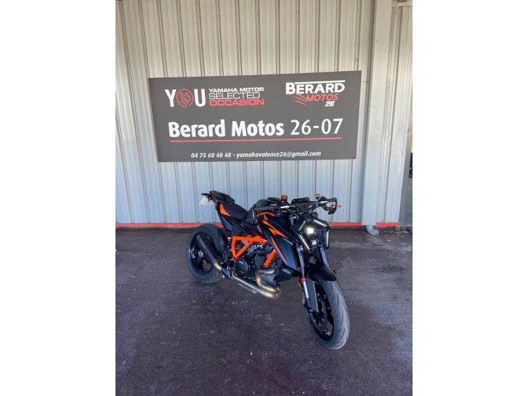 KTM 1390 SUPER DUKE R